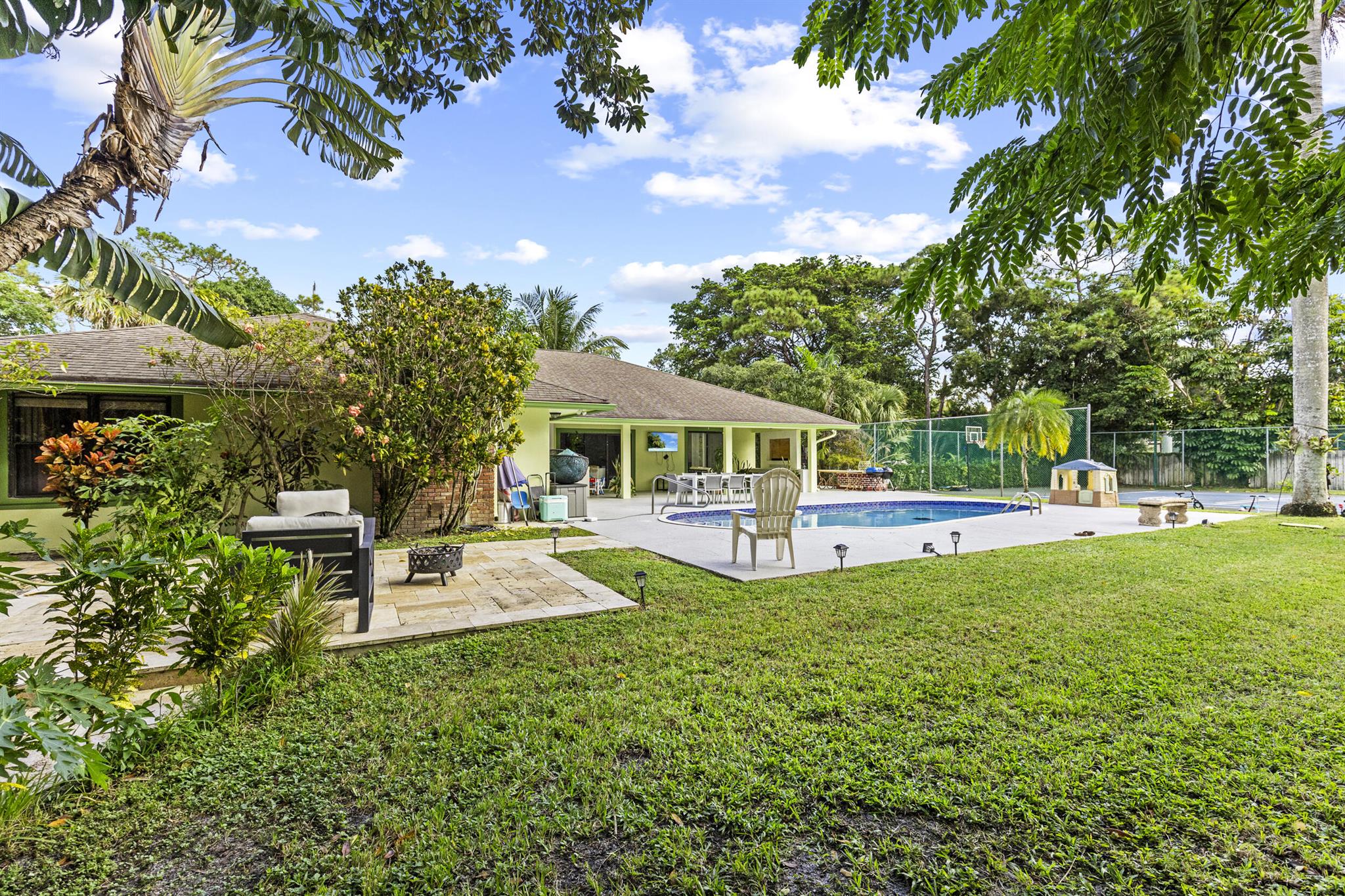 33359 / 2000 - Residential