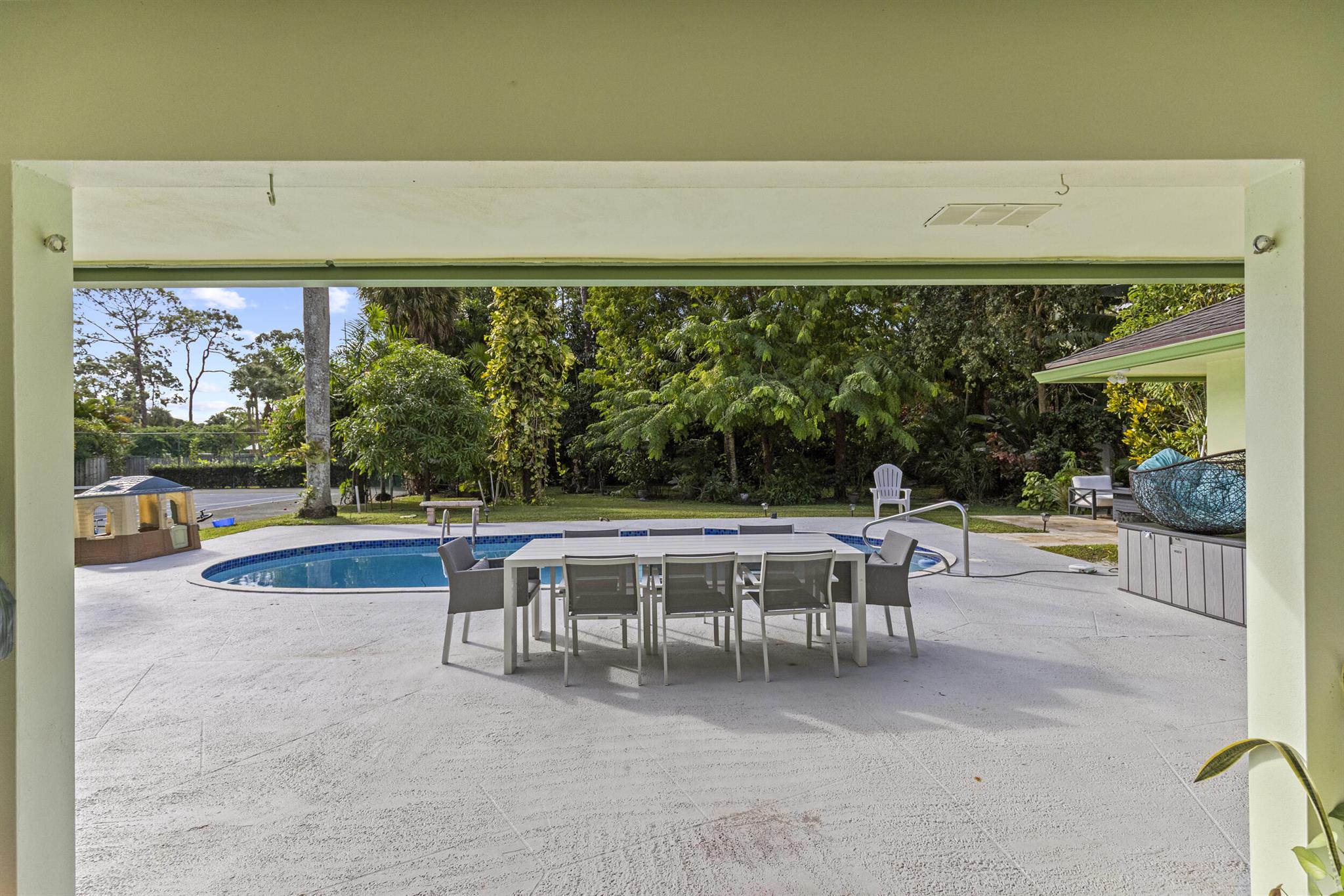 33359 / 2000 - Residential