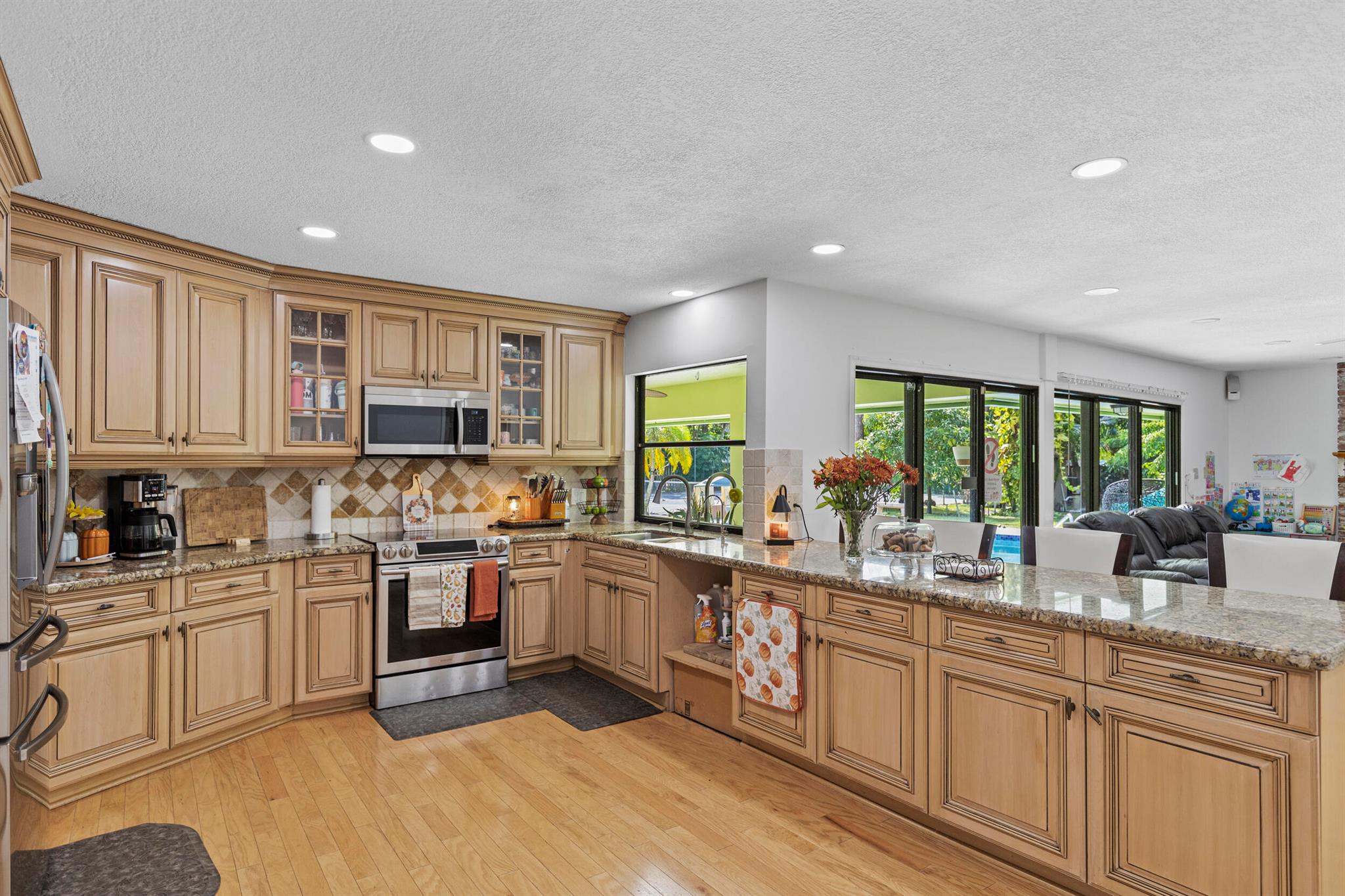 33359 / 2000 - Residential