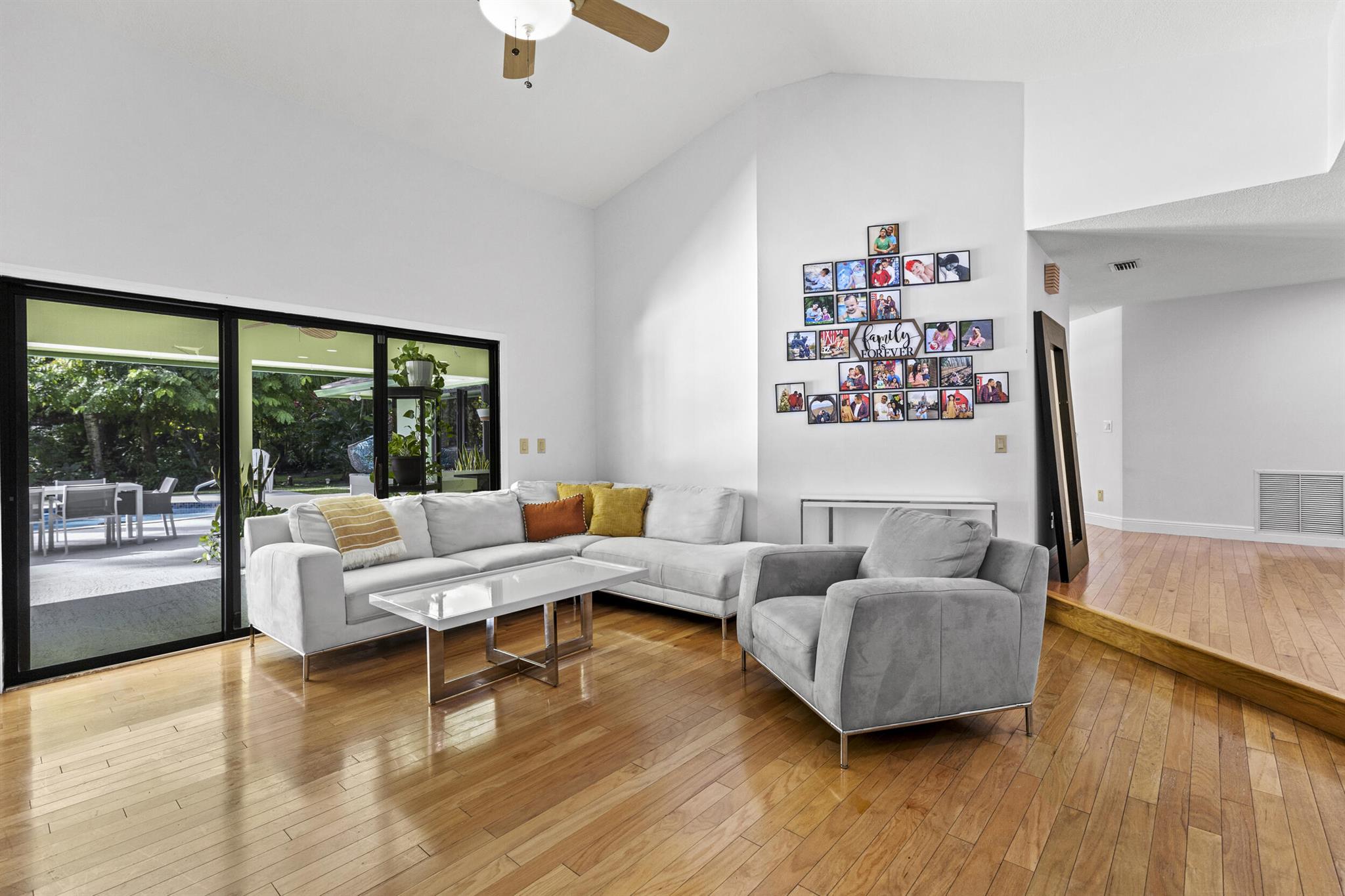 33359 / 2000 - Residential