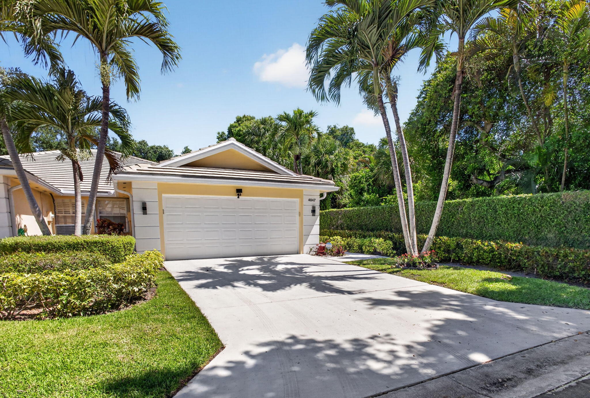 Properties 4047 Grove Point Road