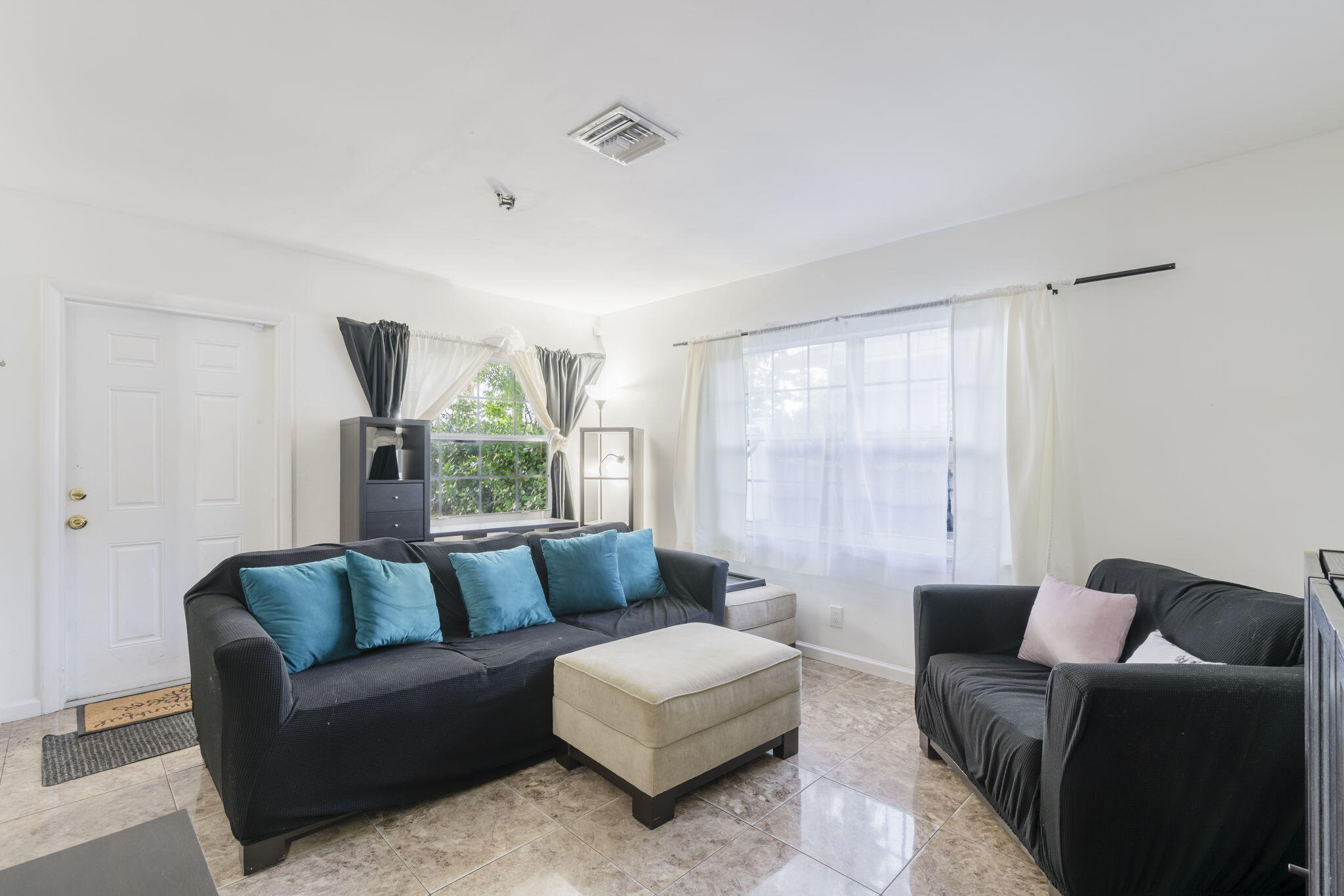 505 NW 7th Court