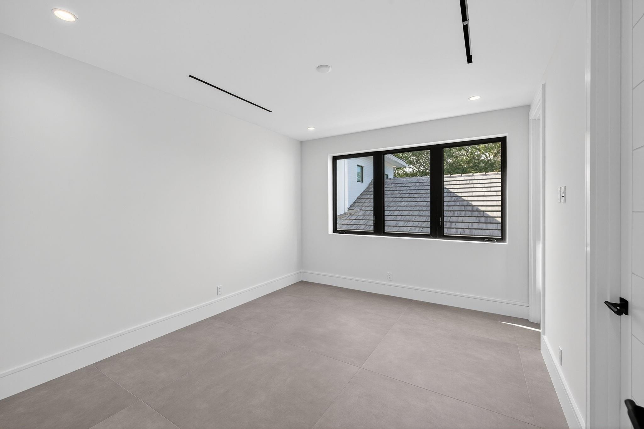Victoria Isles 15-67 B - Residential