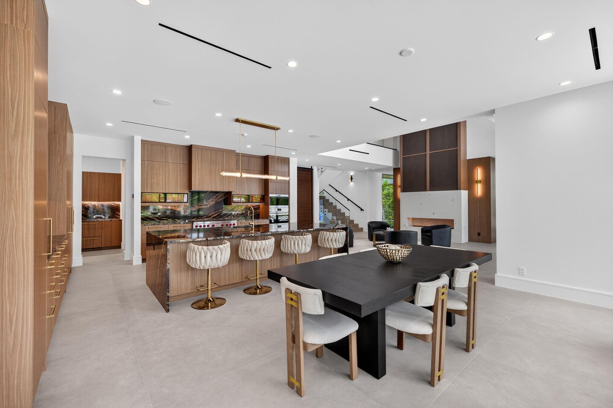 Victoria Isles 15-67 B - Residential