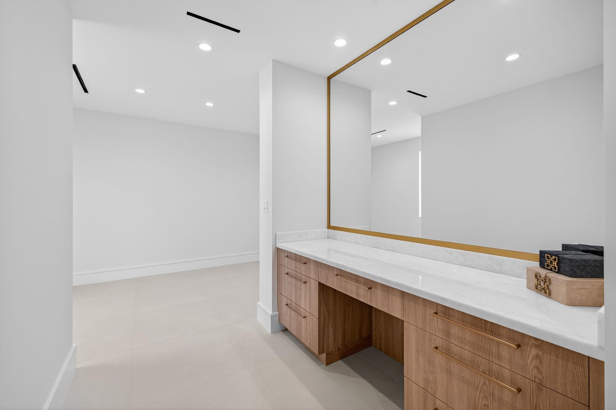 Victoria Isles 15-67 B - Residential