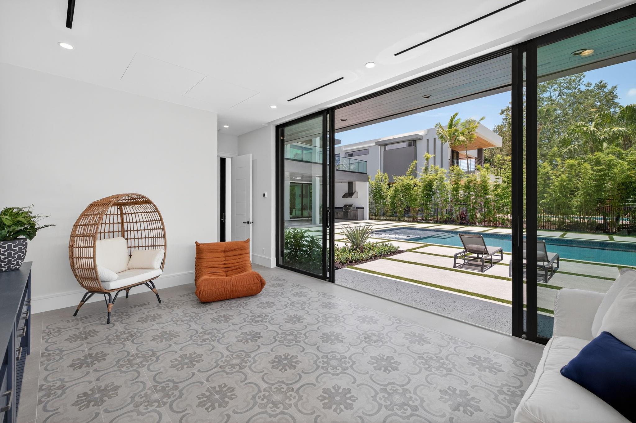Victoria Isles 15-67 B - Residential