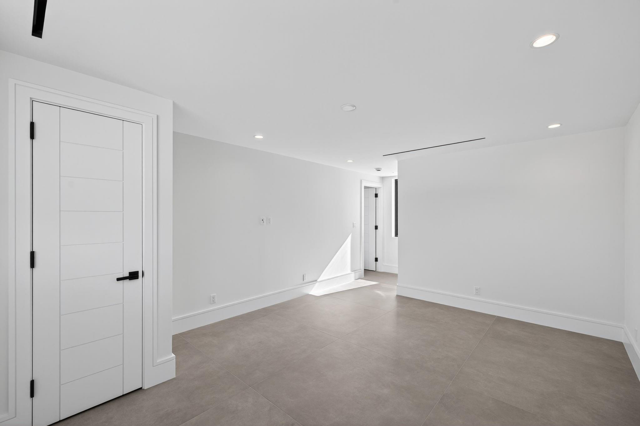 Victoria Isles 15-67 B - Residential