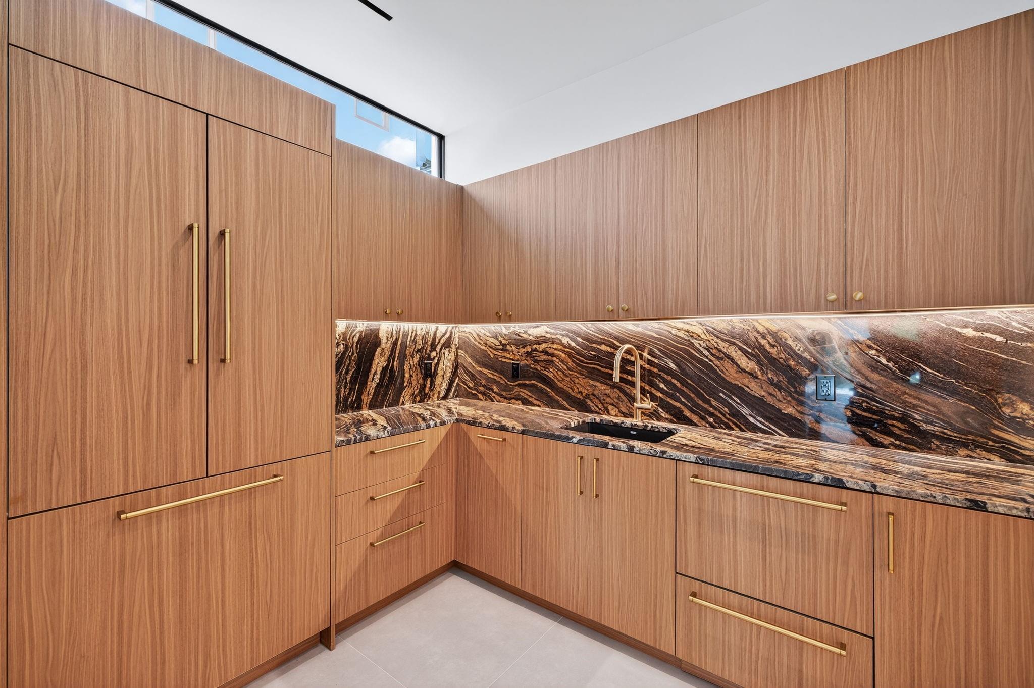 Victoria Isles 15-67 B - Residential