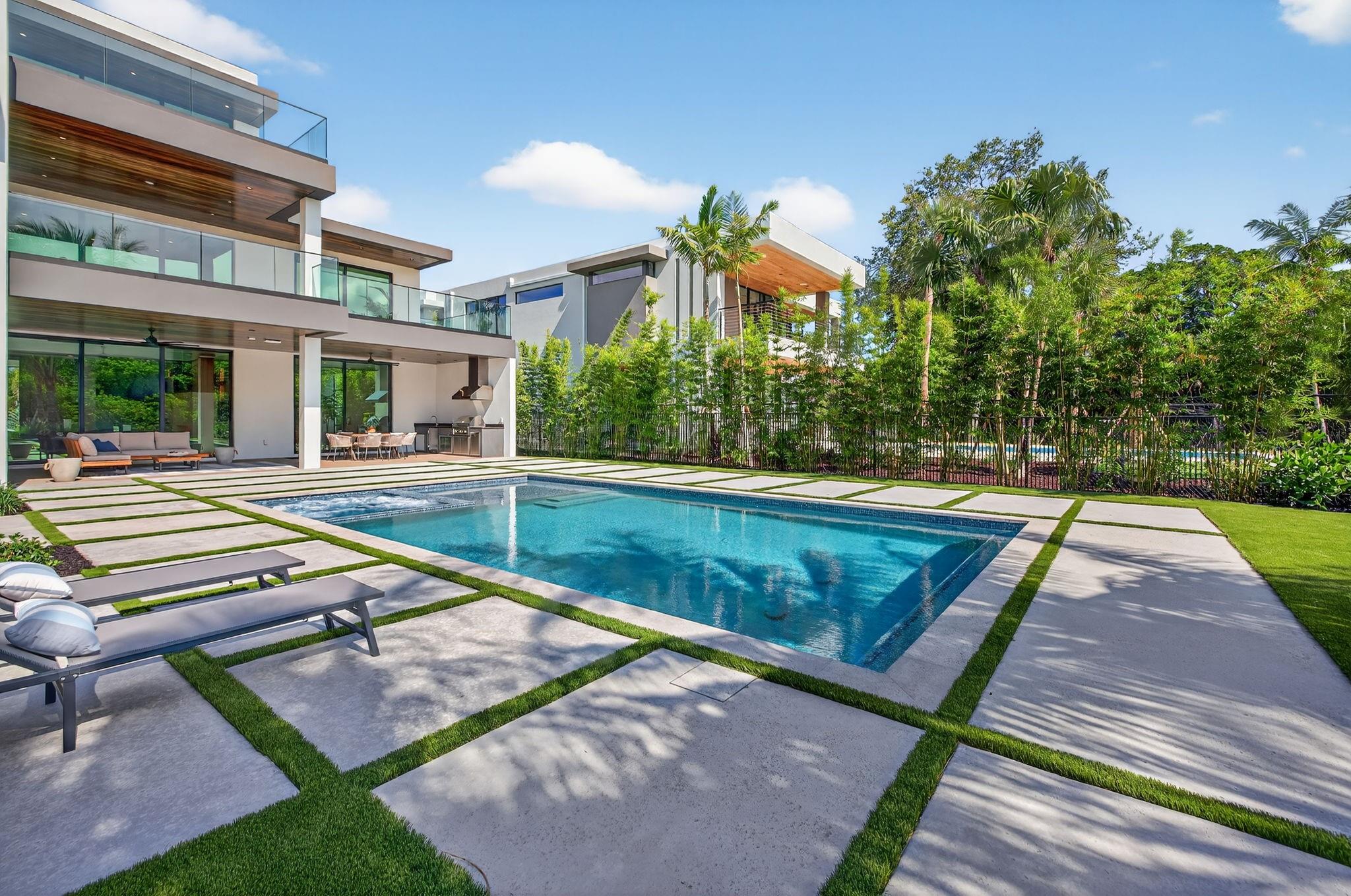 Victoria Isles 15-67 B - Residential