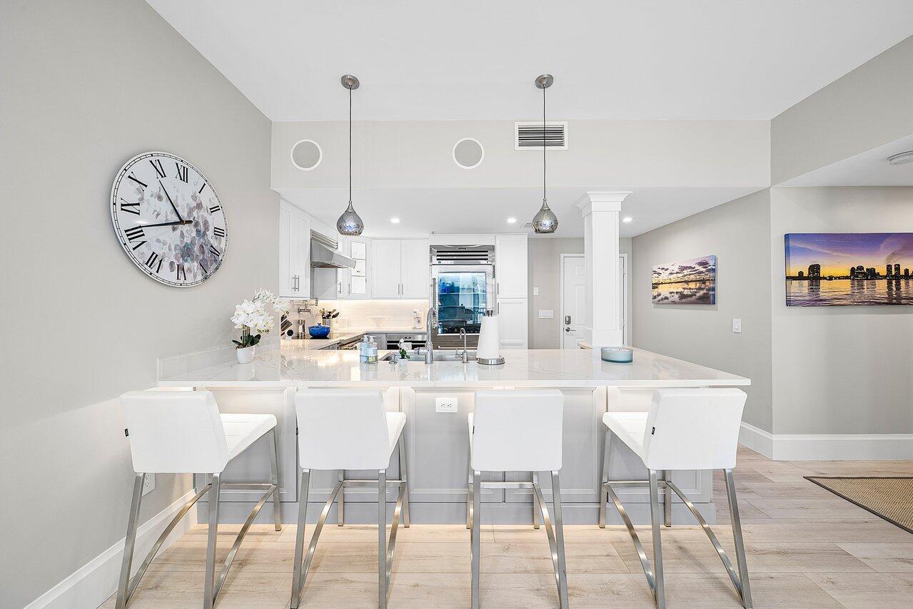 STRAND CONDO - Residential