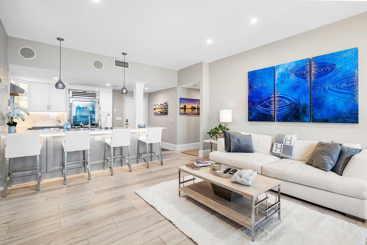 STRAND CONDO - Residential