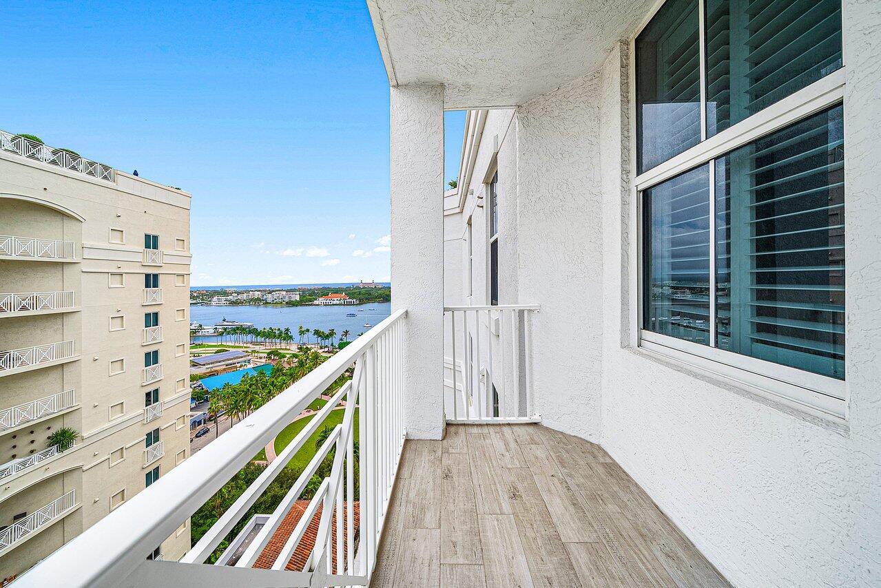 STRAND CONDO - Residential