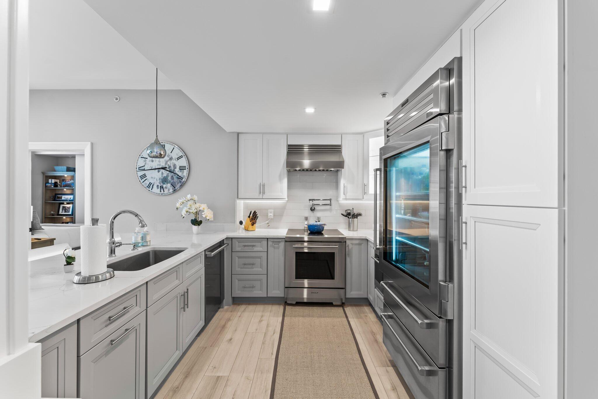 STRAND CONDO - Residential