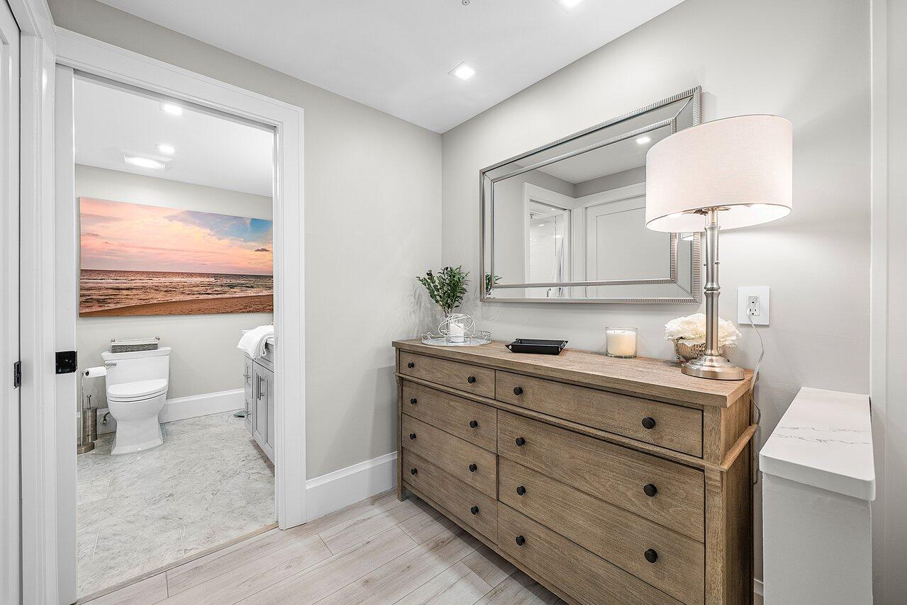 STRAND CONDO - Residential