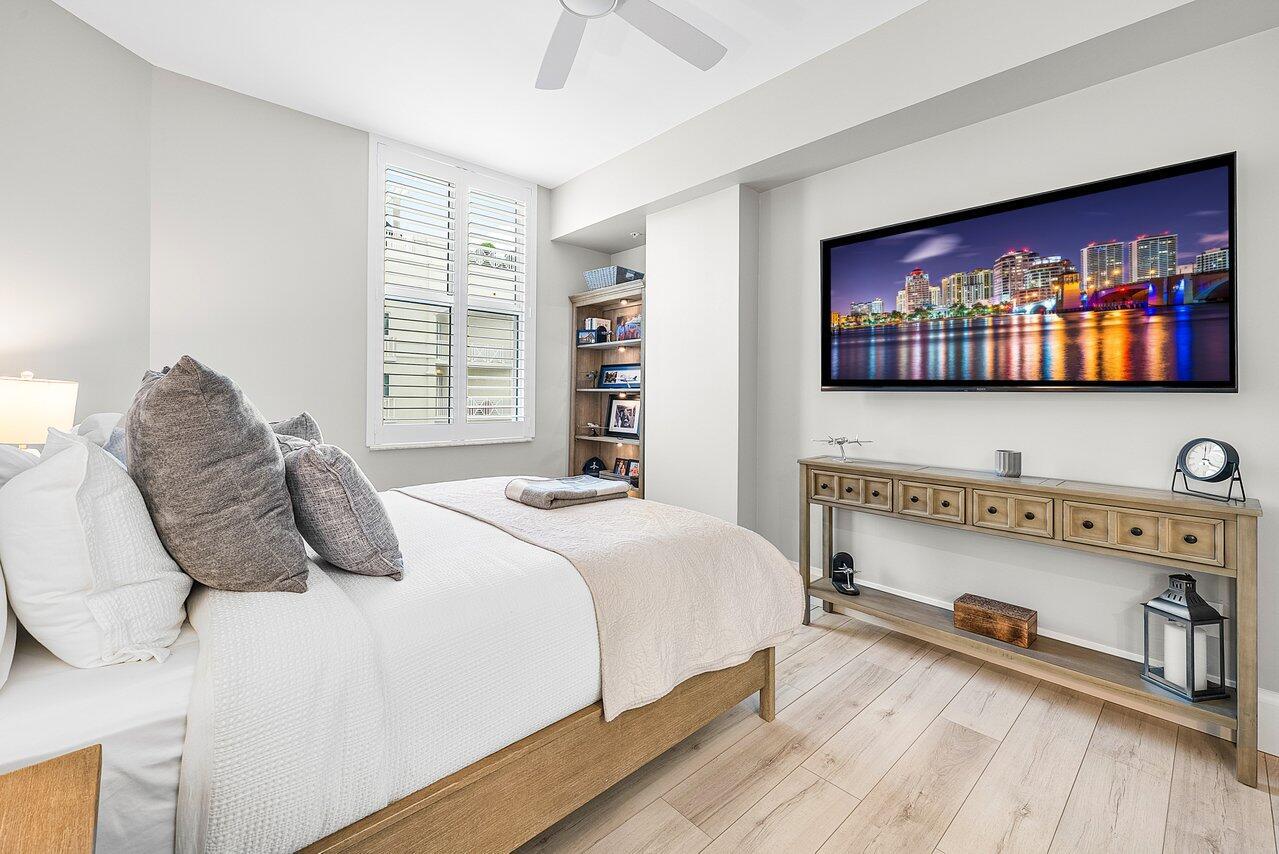 STRAND CONDO - Residential