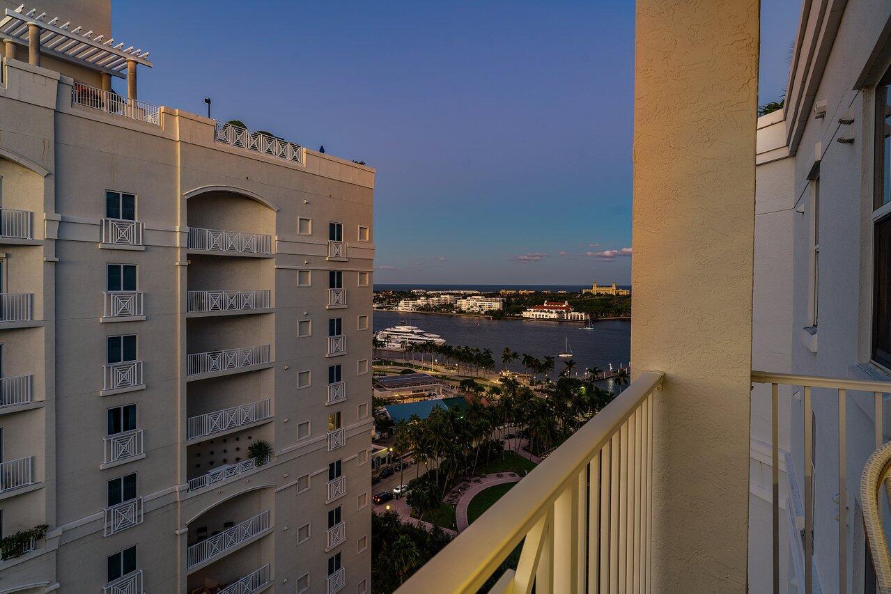STRAND CONDO - Residential