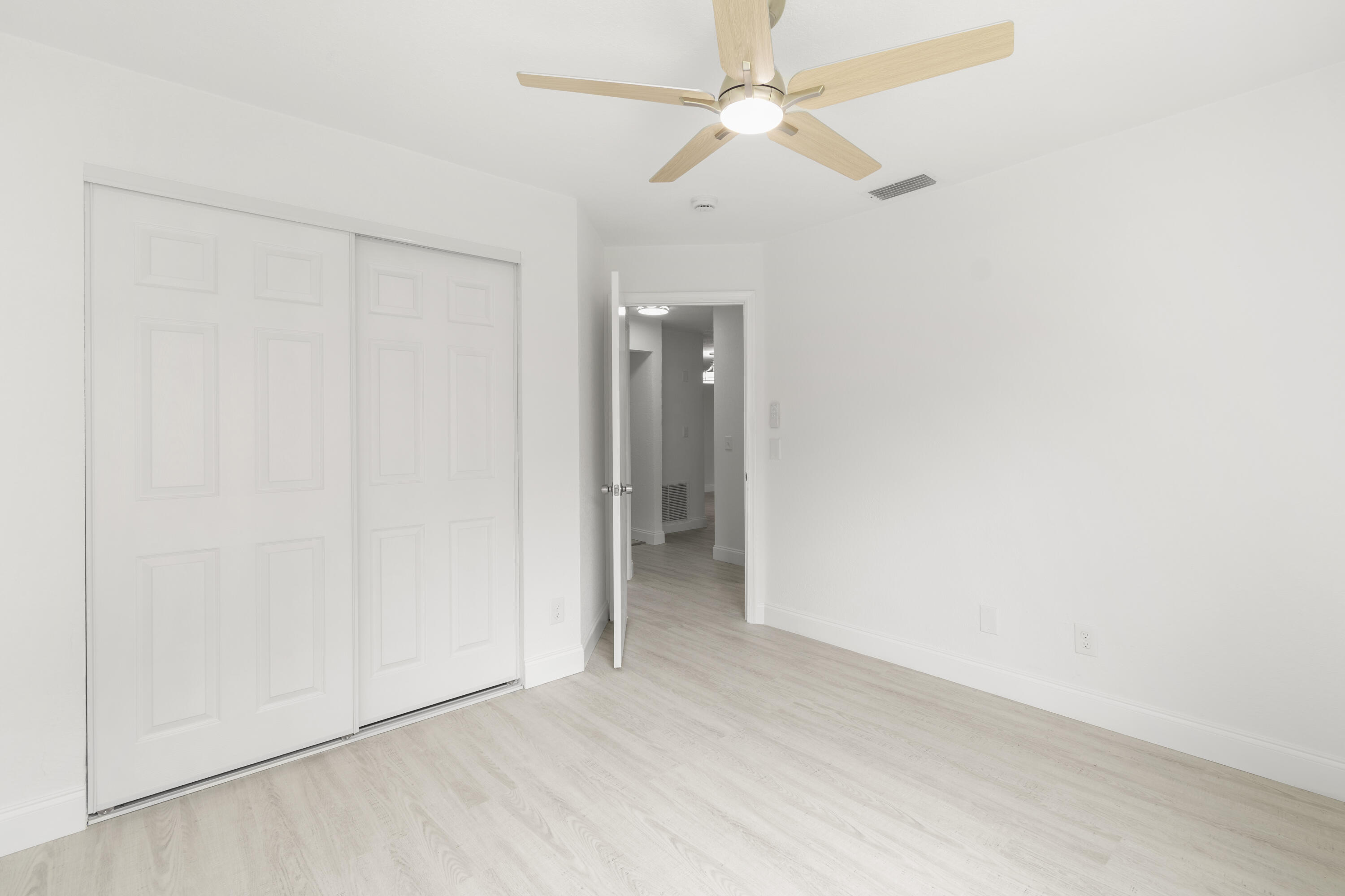 CROSSWINDS AT RIVER BRIDGE CONDO - Residential