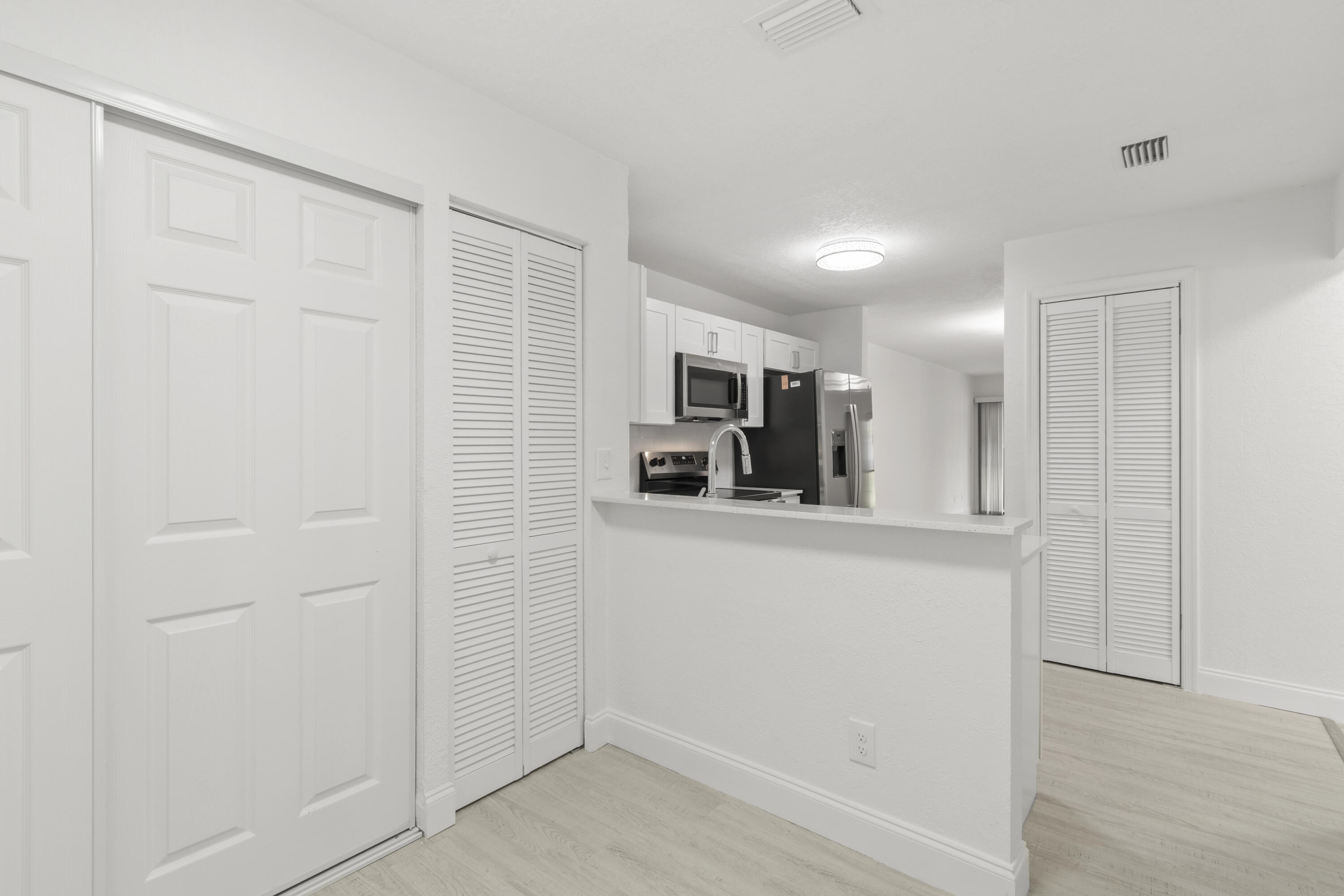 CROSSWINDS AT RIVER BRIDGE CONDO - Residential