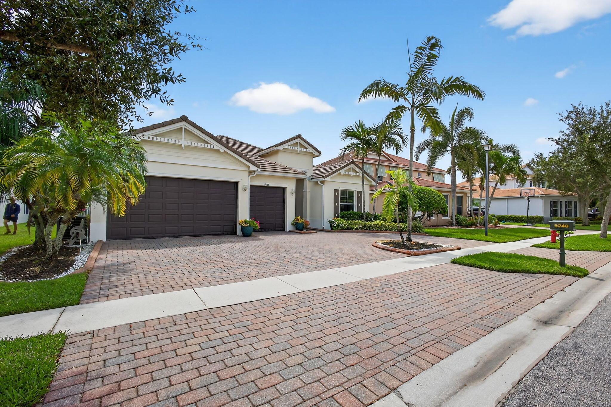 9248 Madewood Court