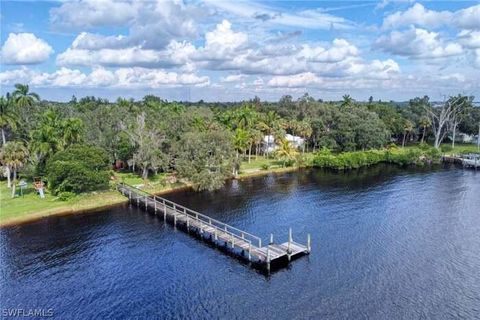 67 W North Shore Avenue North Fort Myers FL 33903