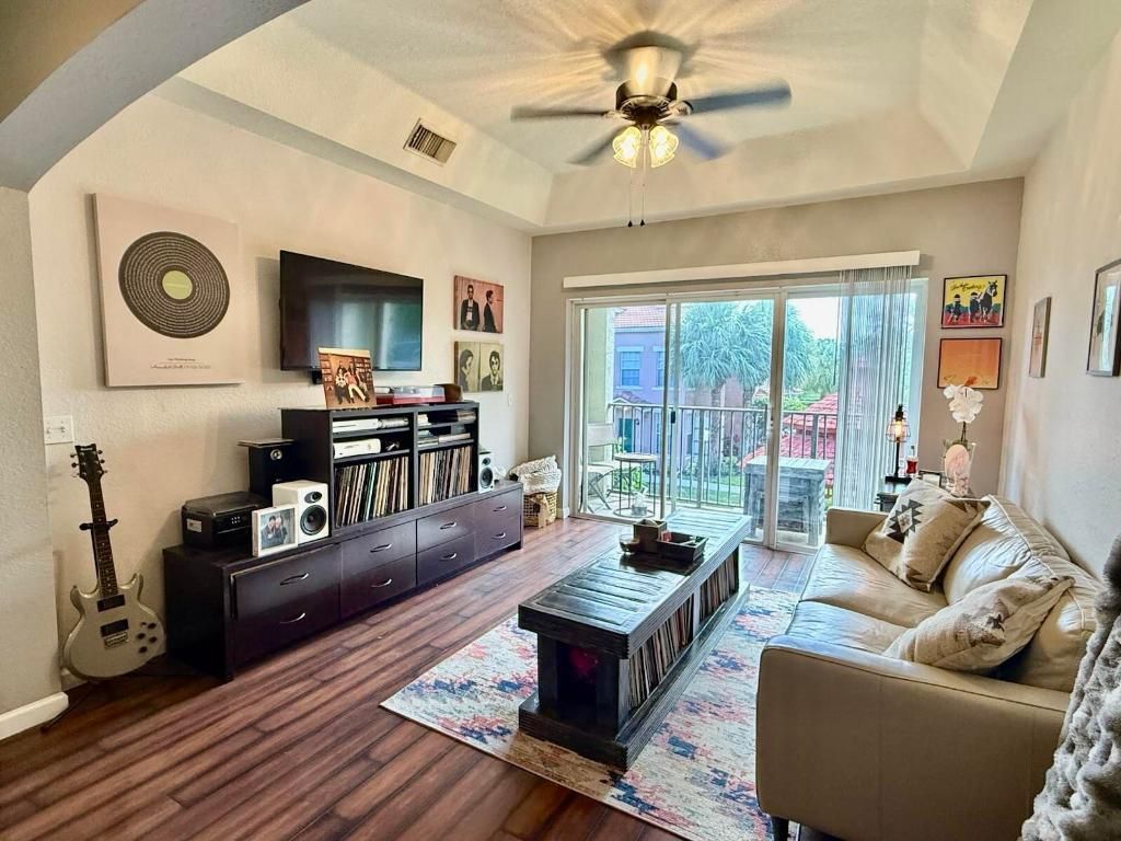 Photo of 1603 Belmont Place, Boynton Beach, FL 33436 (MLS # R11099728)