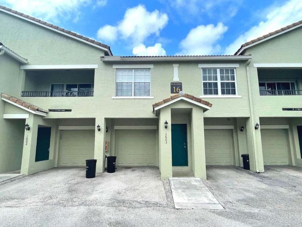 Photo of 1603 Belmont Place, Boynton Beach, FL 33436 (MLS # R11099728)