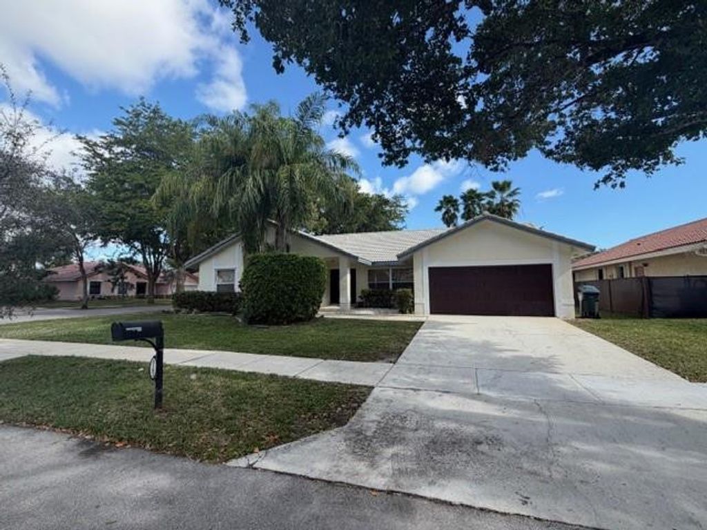Photo of 5182 NW 48th Avenue, Coconut Creek, FL 33073 (MLS # F10542356)