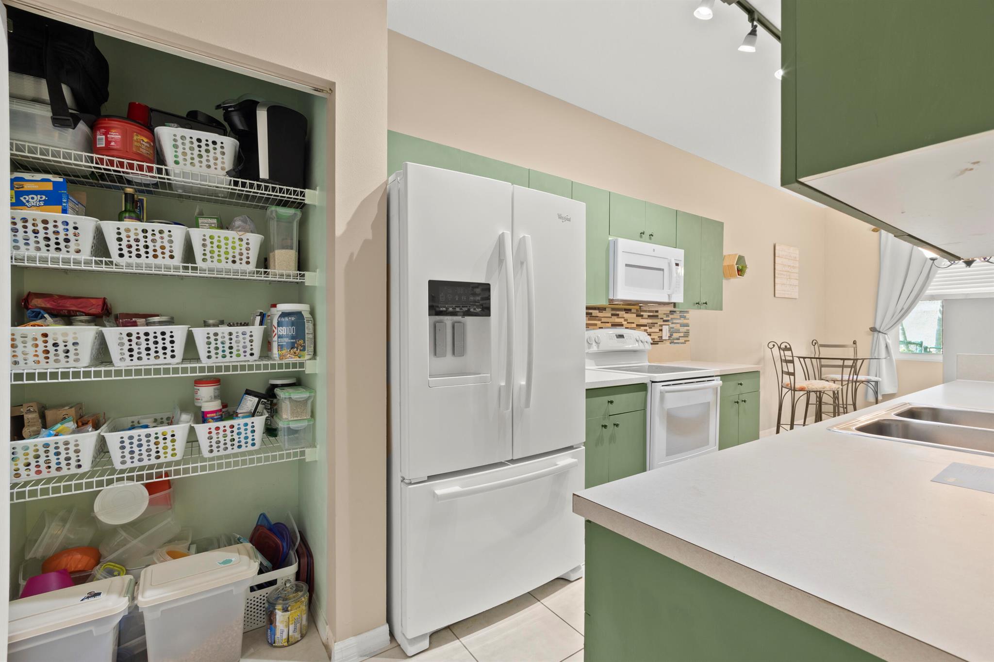 SEMINOLE GARDENS AT WOODBINE PAR F - Residential