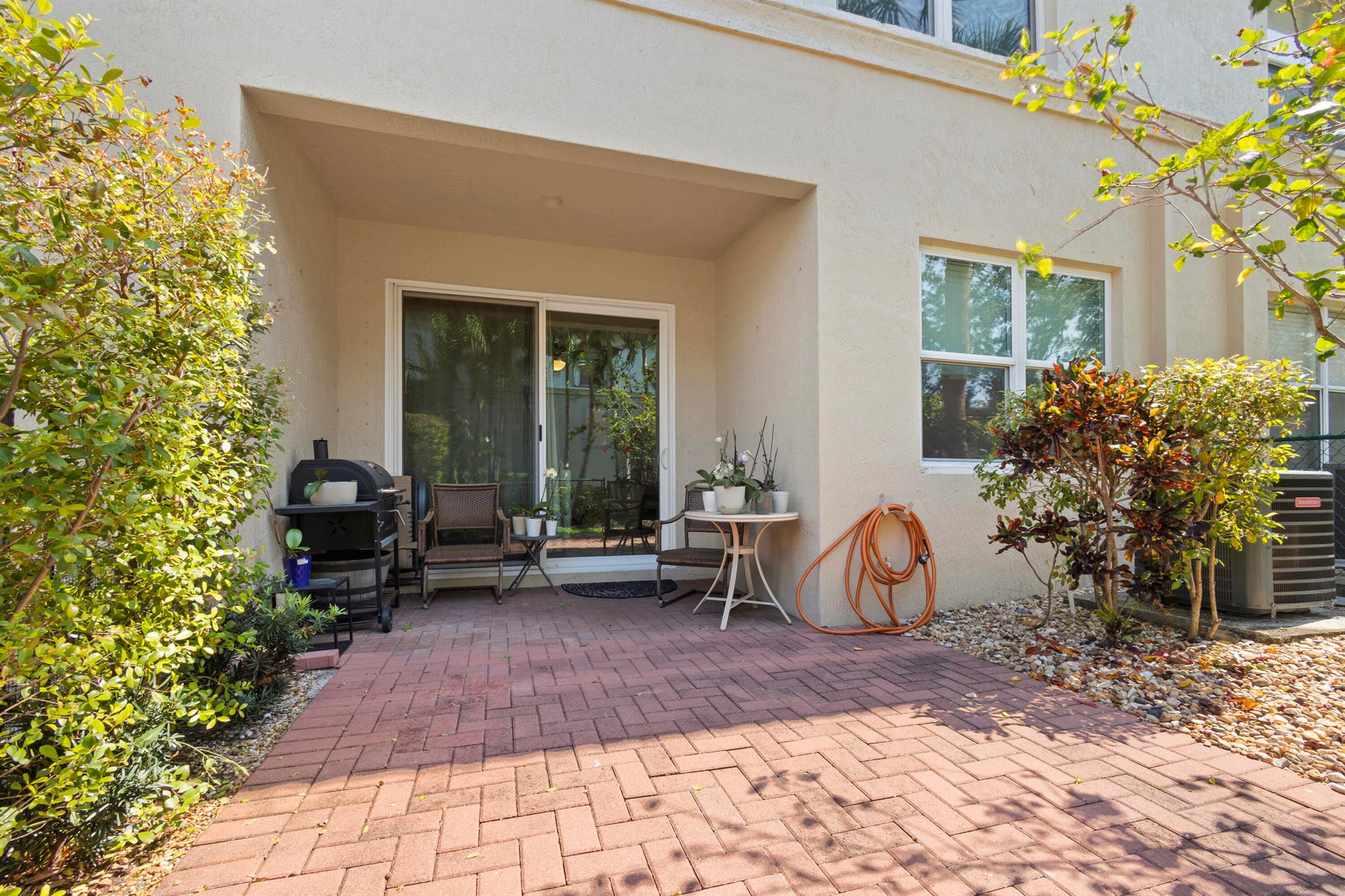 SEMINOLE GARDENS AT WOODBINE PAR F - Residential