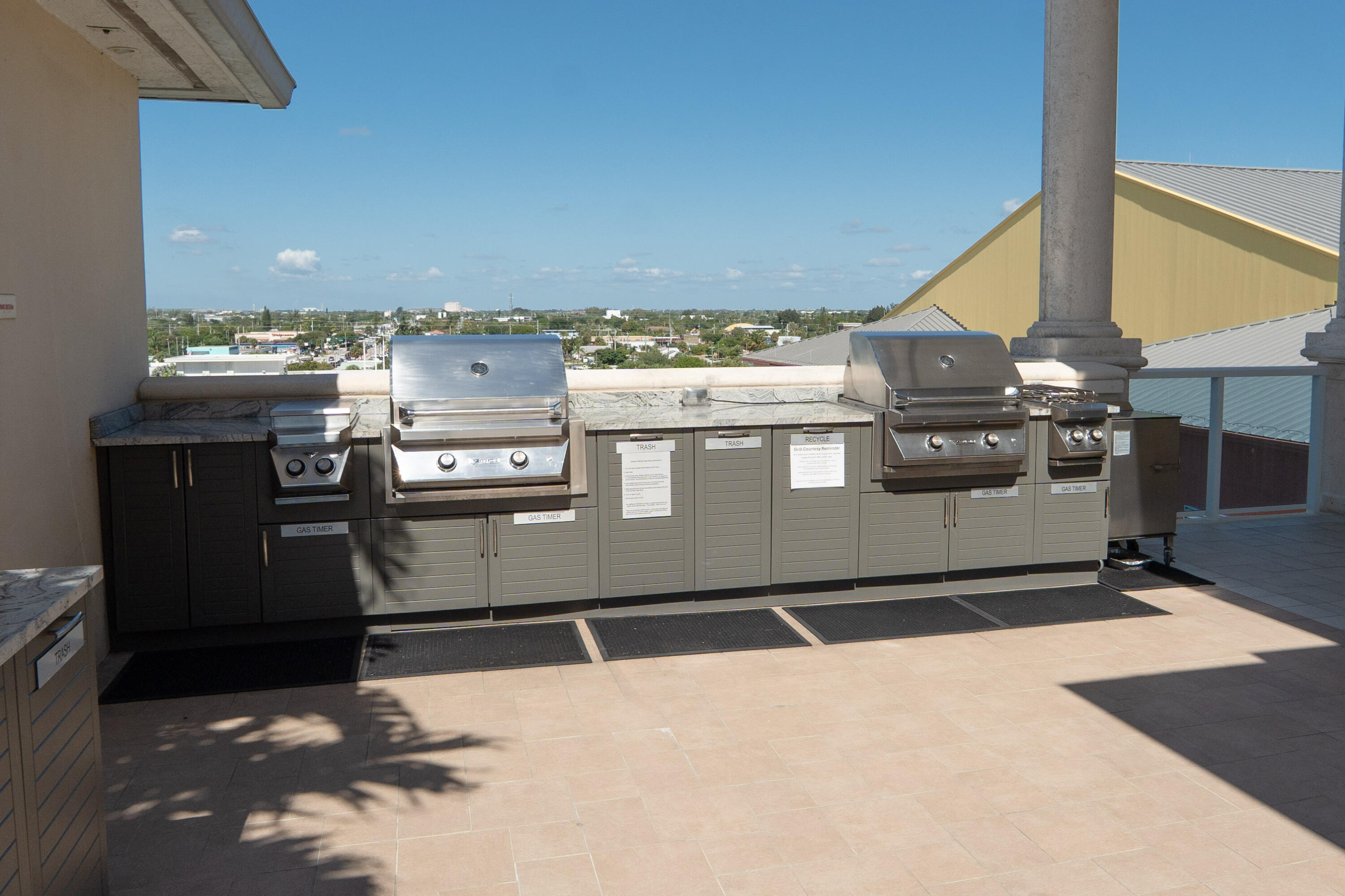 MARINA GRANDE RIVIERA BEACH CONDO - Residential