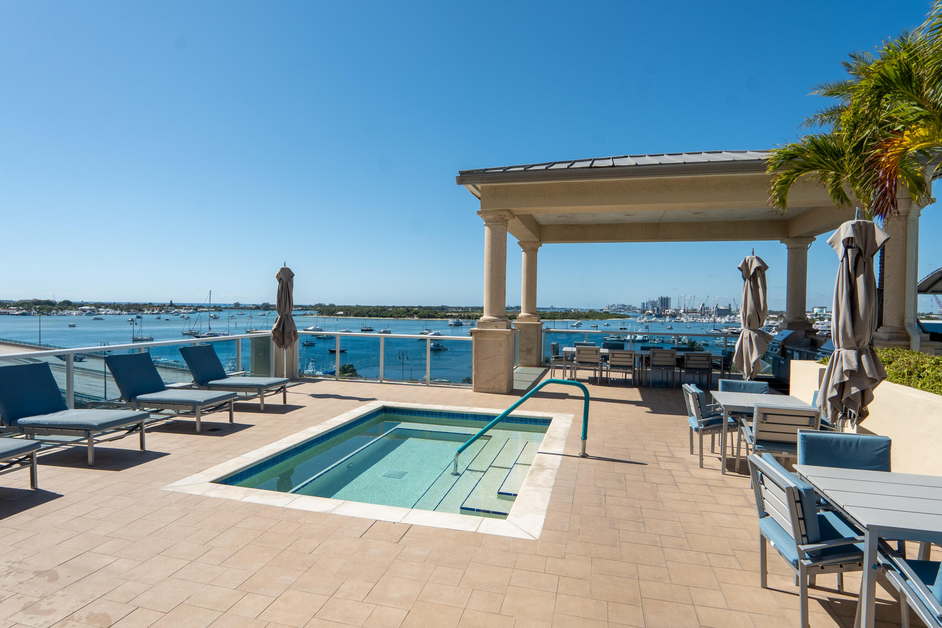 MARINA GRANDE RIVIERA BEACH CONDO - Residential