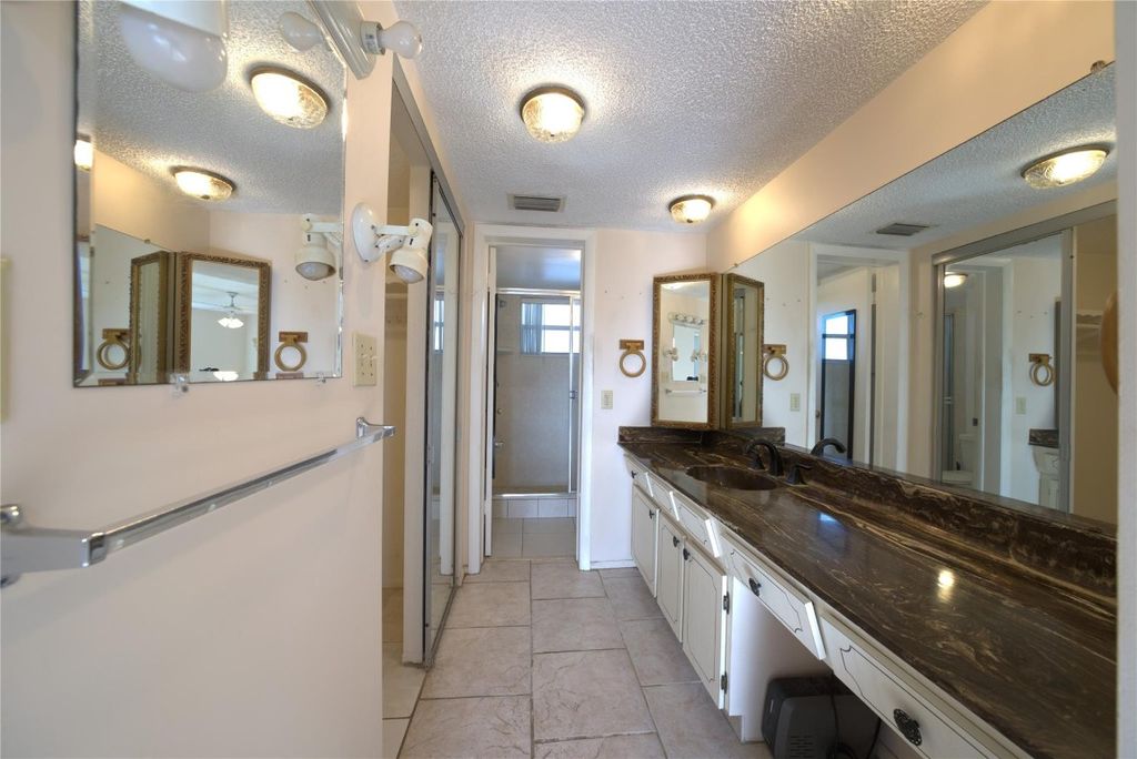 Photo of 4270 NW 40th Street #206, Lauderdale Lakes, FL 33319 (MLS # F10512937)