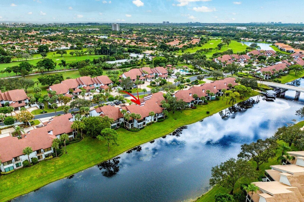 Photo of 16647 Traders Crossing N #127, Jupiter, FL 33477 (MLS # R11034275)
