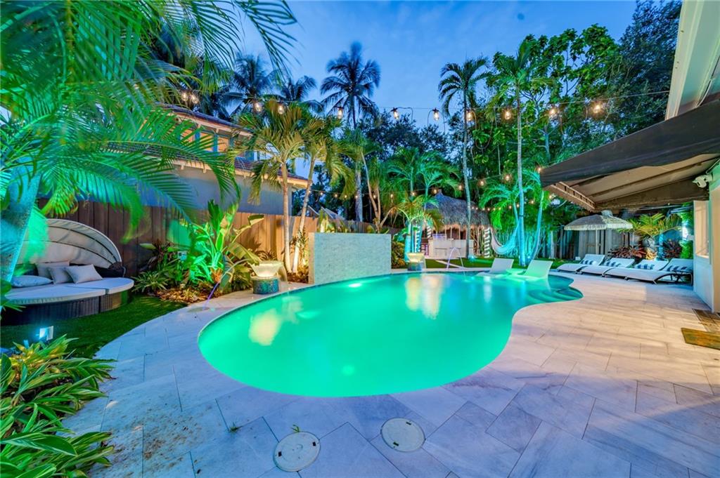 Las Olas Park Corr 6-12 B - Residential