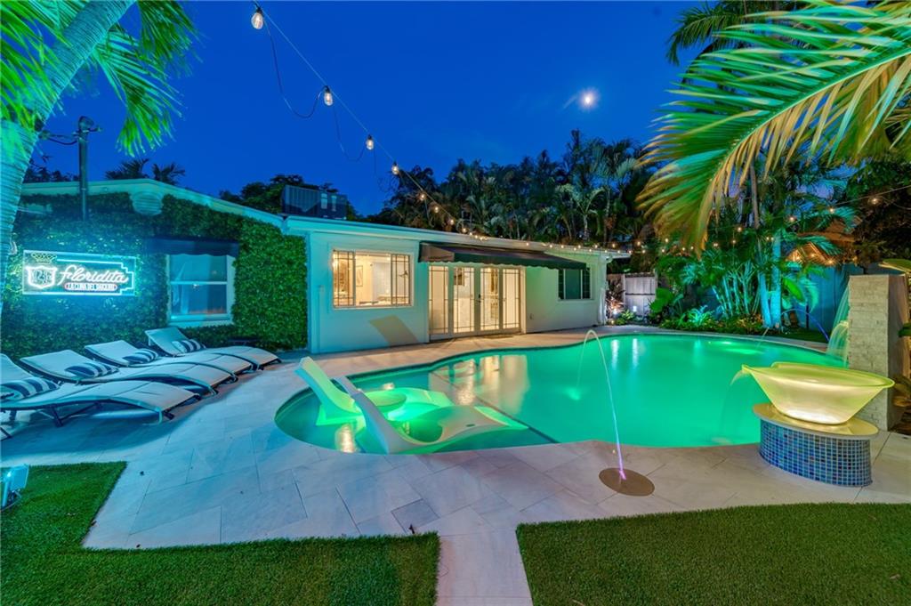 Las Olas Park Corr 6-12 B - Residential