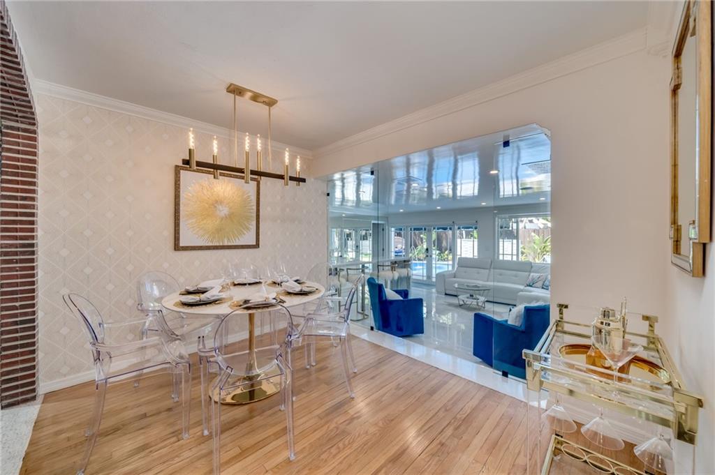 Las Olas Park Corr 6-12 B - Residential