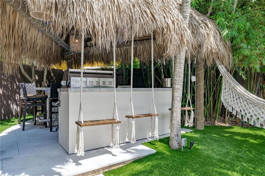 Las Olas Park Corr 6-12 B - Residential