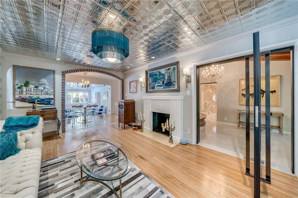 Las Olas Park Corr 6-12 B - Residential