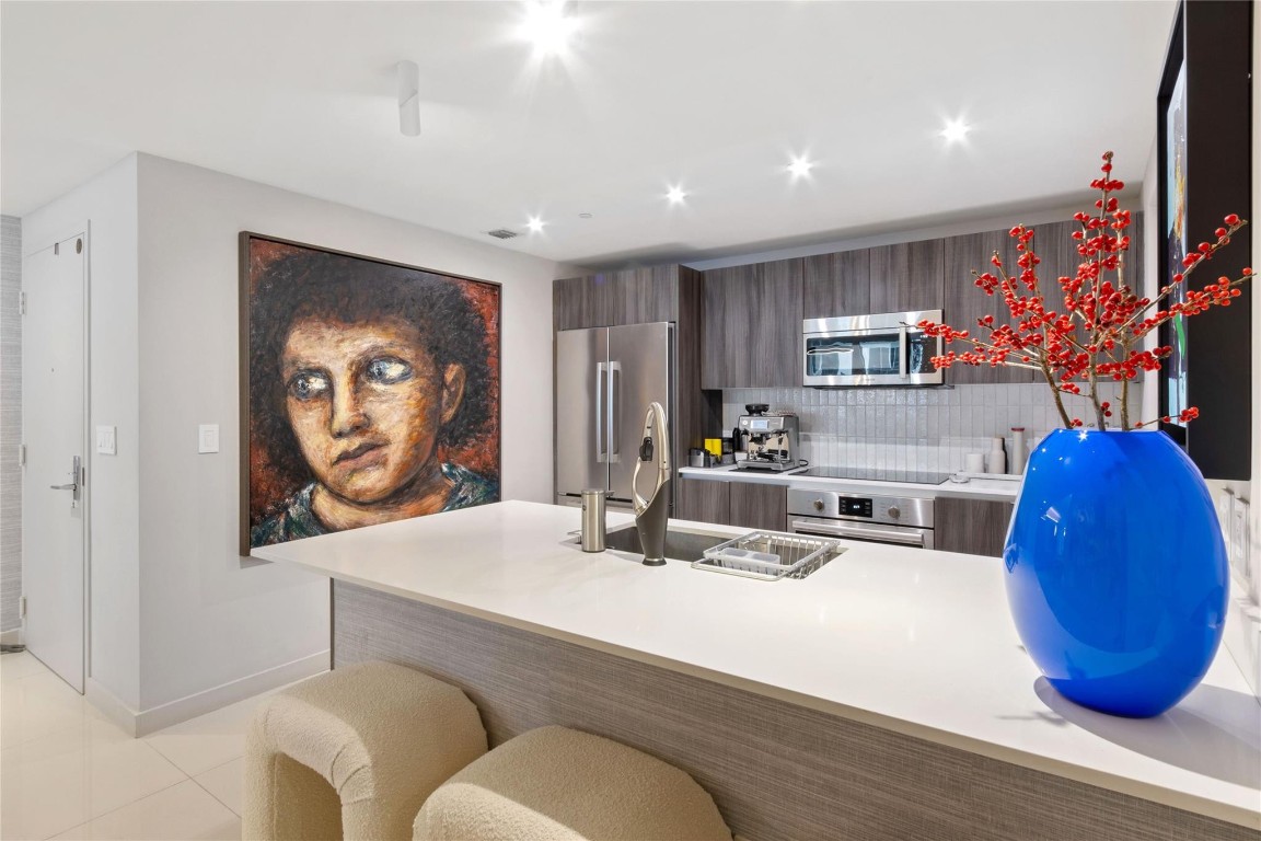 488 NE 18th Street 2010