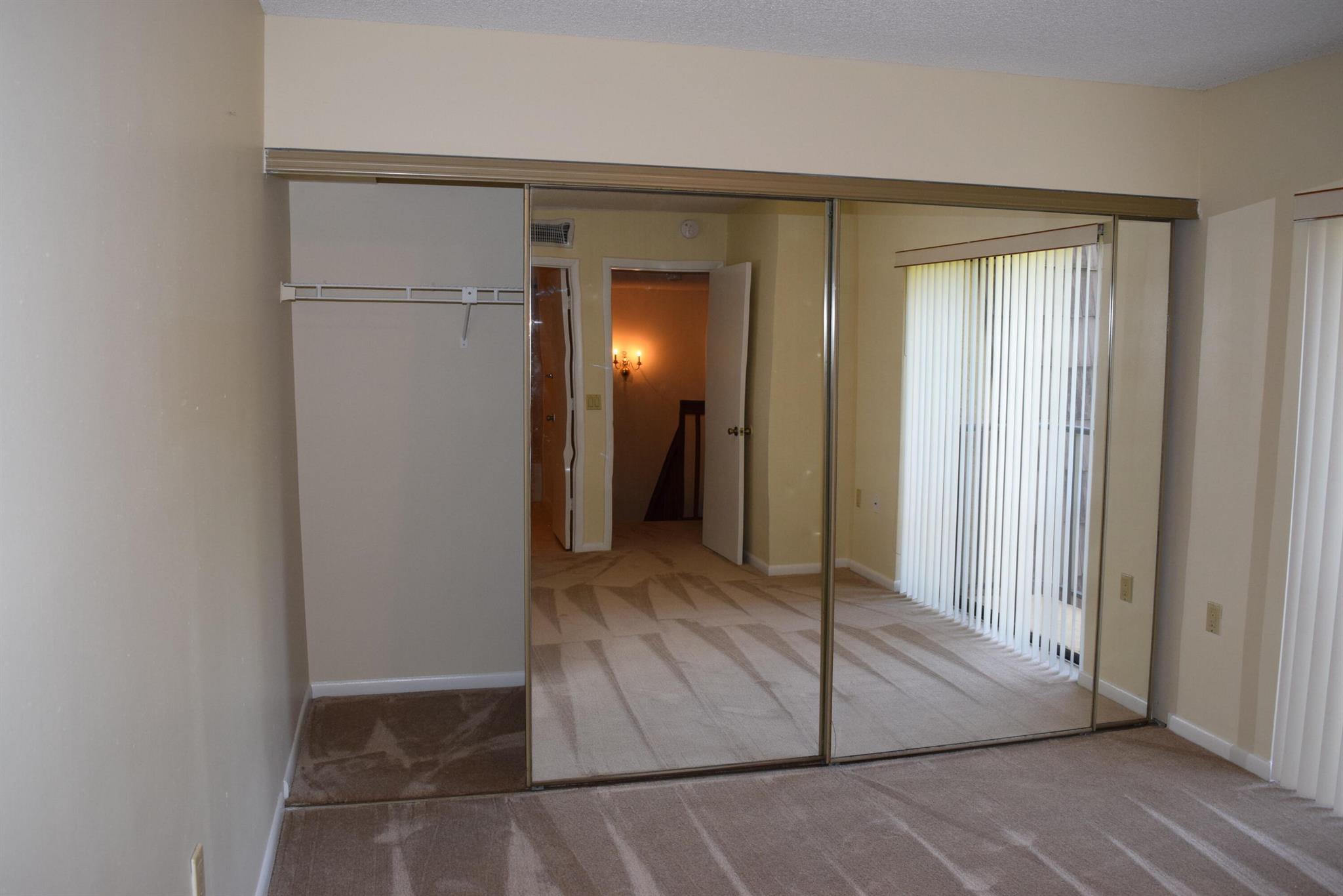 EMERALD LAKES - Residential Lease