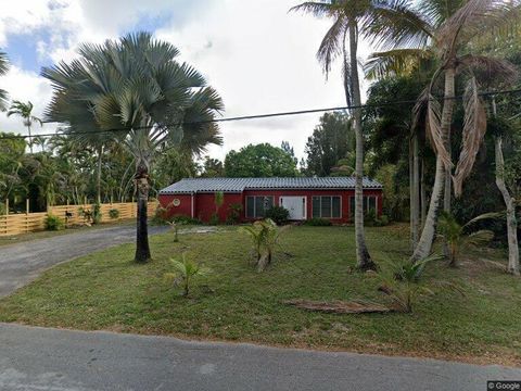Photo of 300 Bayberry Drive, Plantation, FL 33317 (MLS # B26036094)