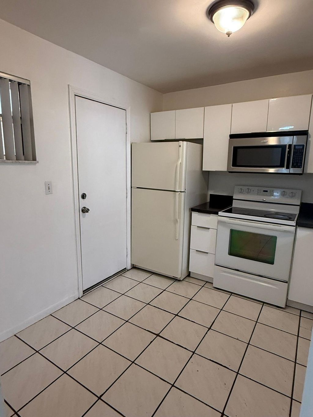 Photo of 404 NW 68th Avenue #206, Plantation, FL 33317 (MLS # B26036794)
