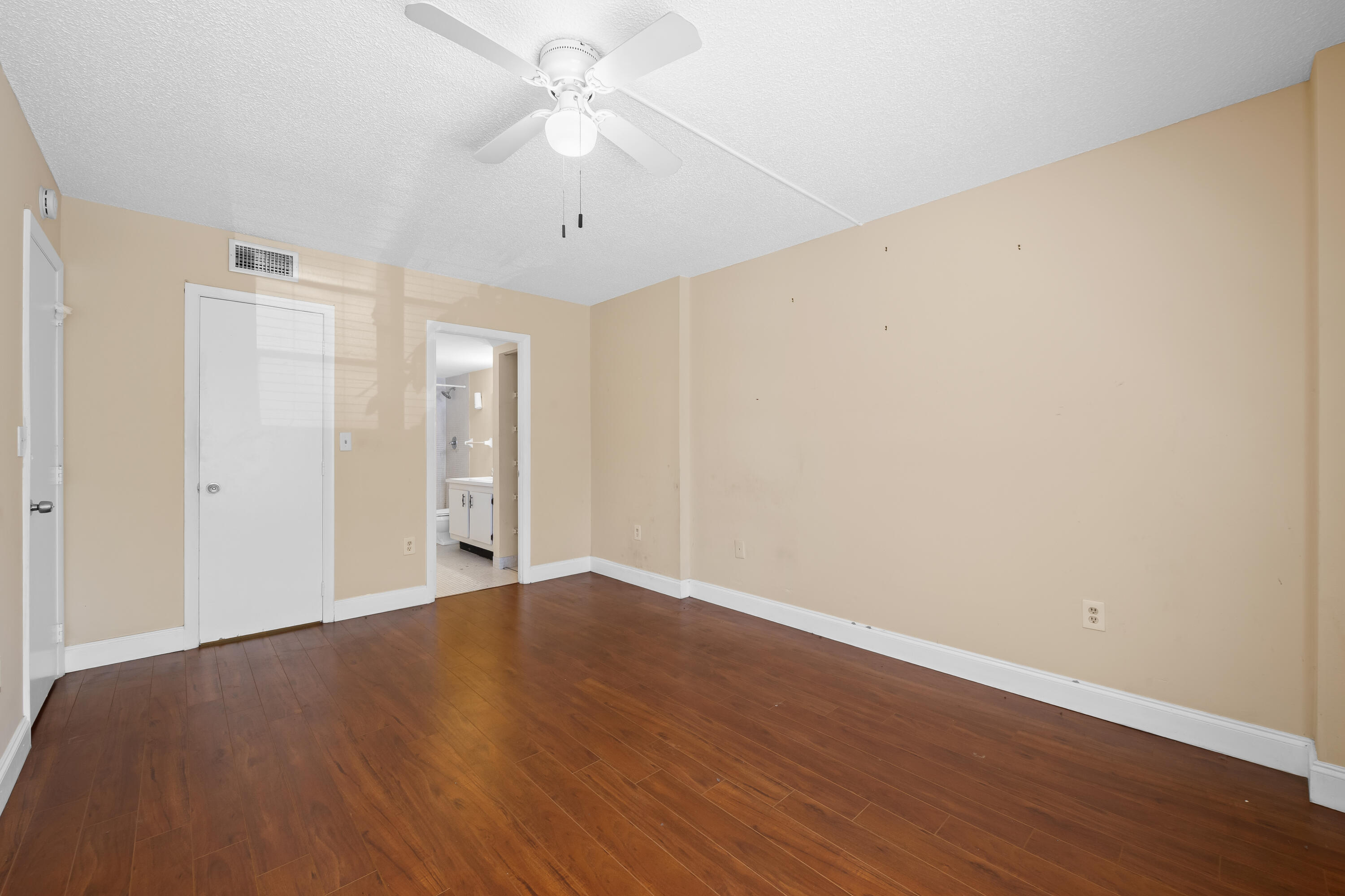 MANORS OF INVERRARY I-3 - Residential
