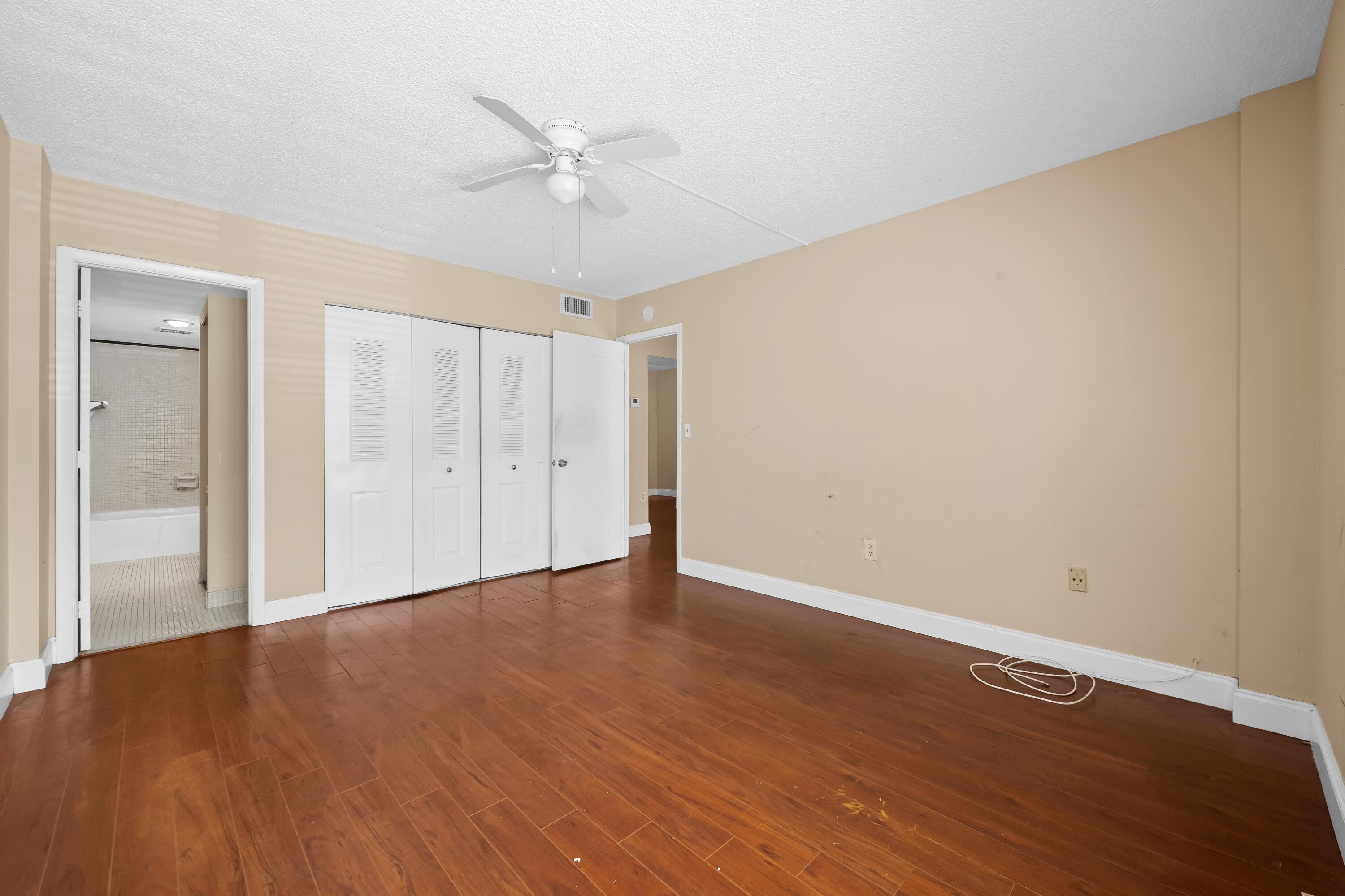 MANORS OF INVERRARY I-3 - Residential