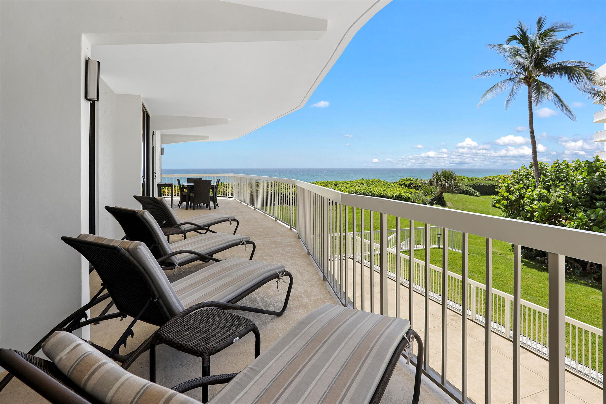 MERIDIAN OF PALM BEACH CO - Residential Lease