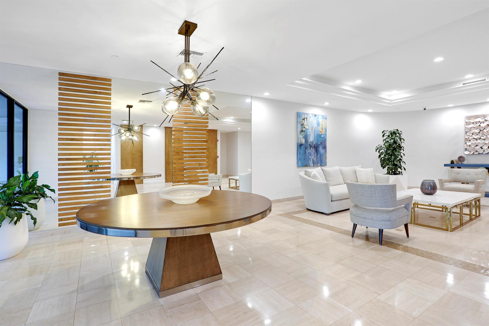 MERIDIAN OF PALM BEACH CO - Residential Lease