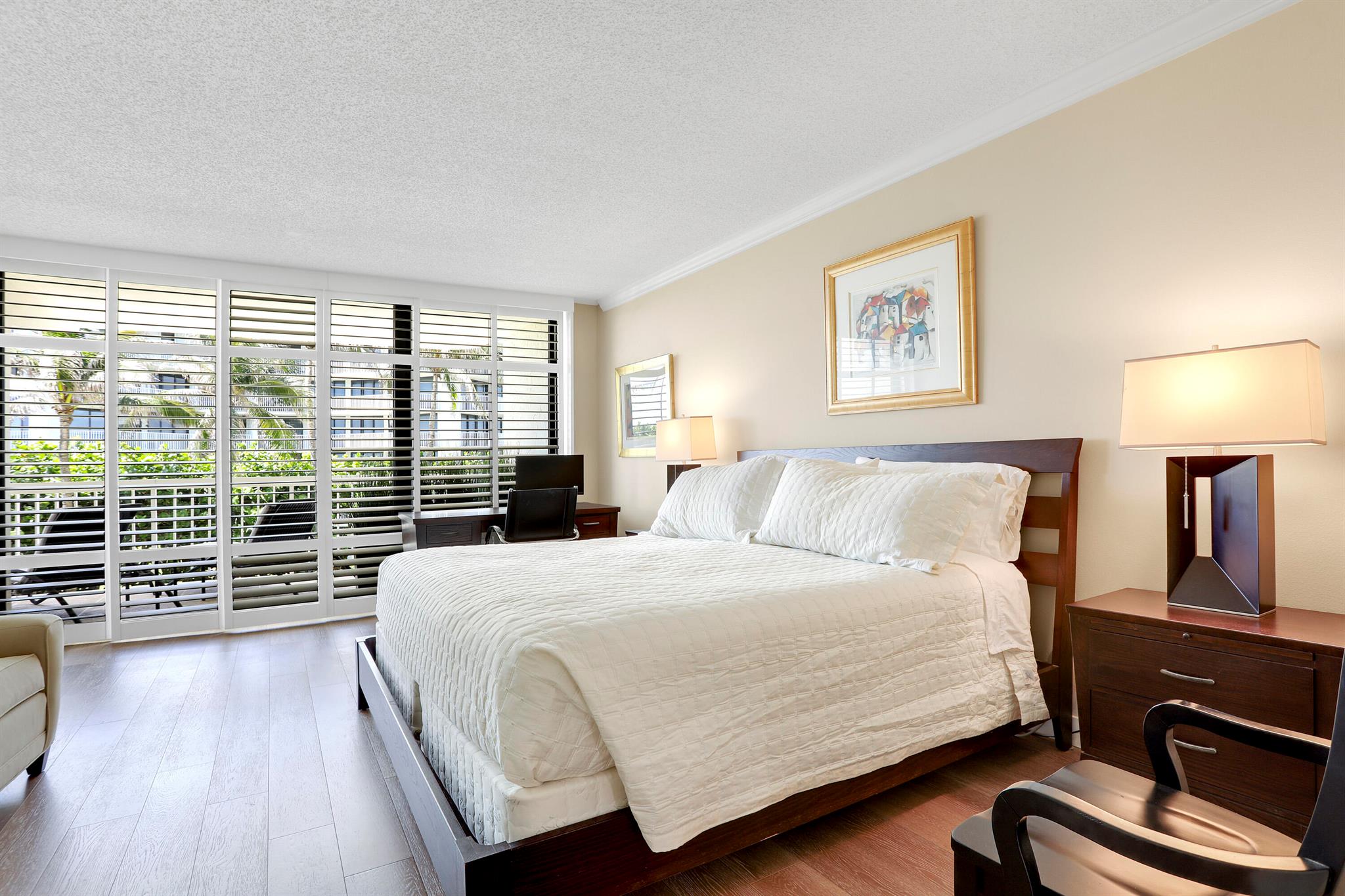 MERIDIAN OF PALM BEACH CO - Residential Lease