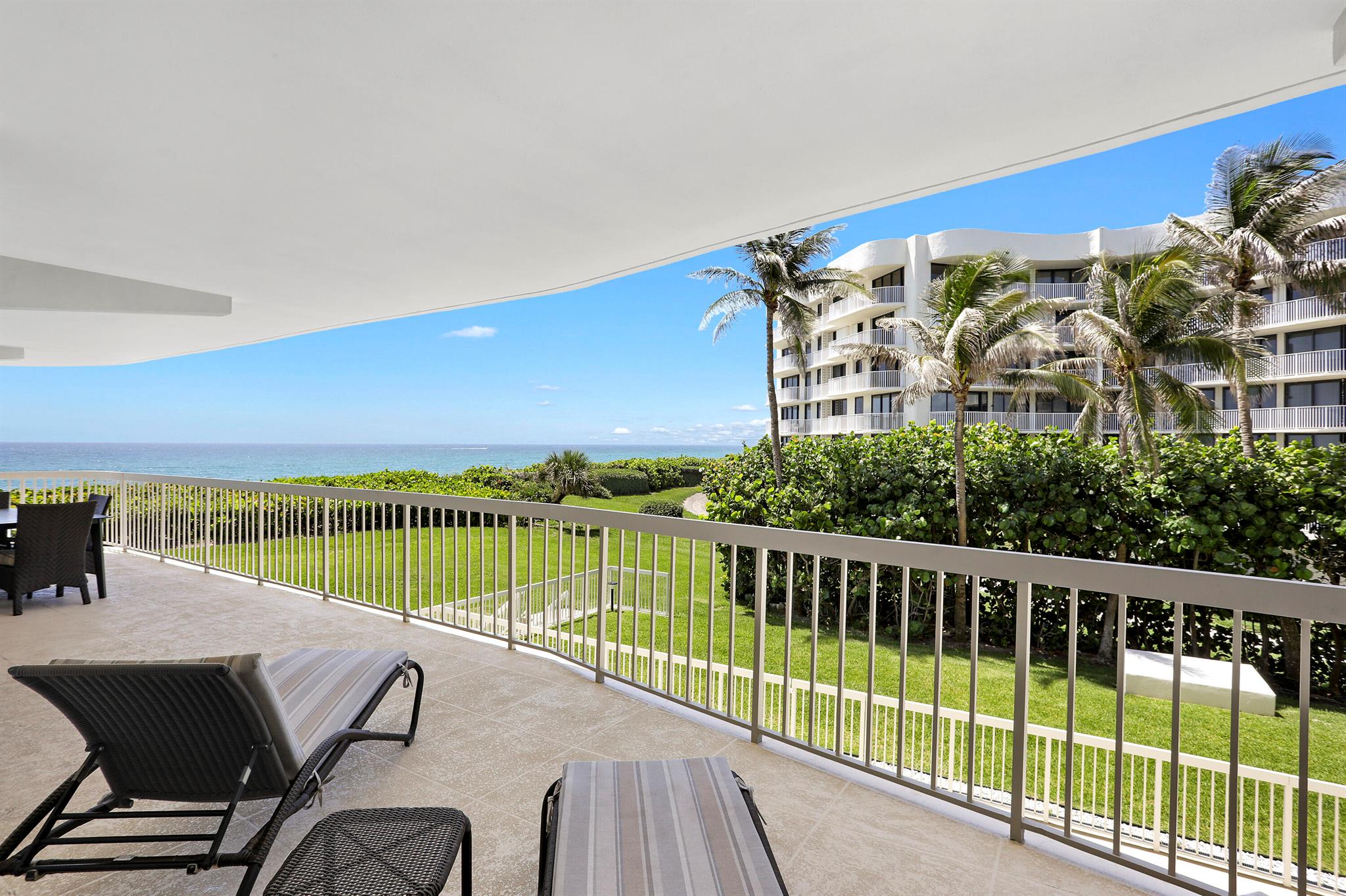 MERIDIAN OF PALM BEACH CO - Residential Lease