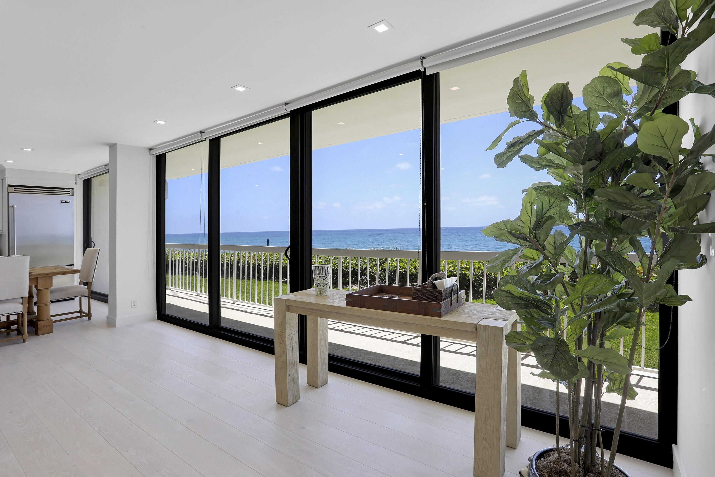 3300 S Ocean 202 S Boulevard 202s