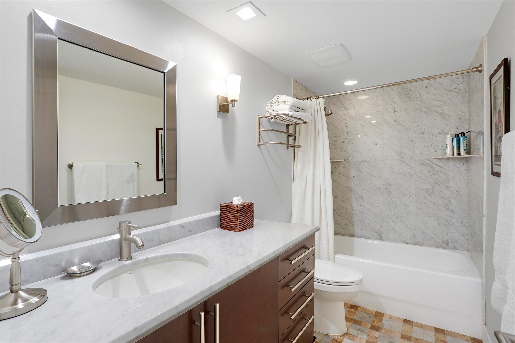 MERIDIAN OF PALM BEACH CO - Residential Lease